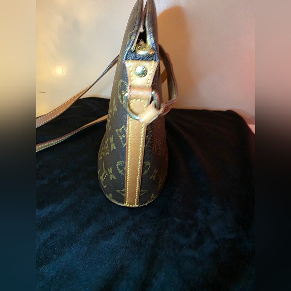 Vintage Pre-loved Louis Vuitton Drouot Monogram Crossbody/Shoulder Bag - Picture 4 of 15